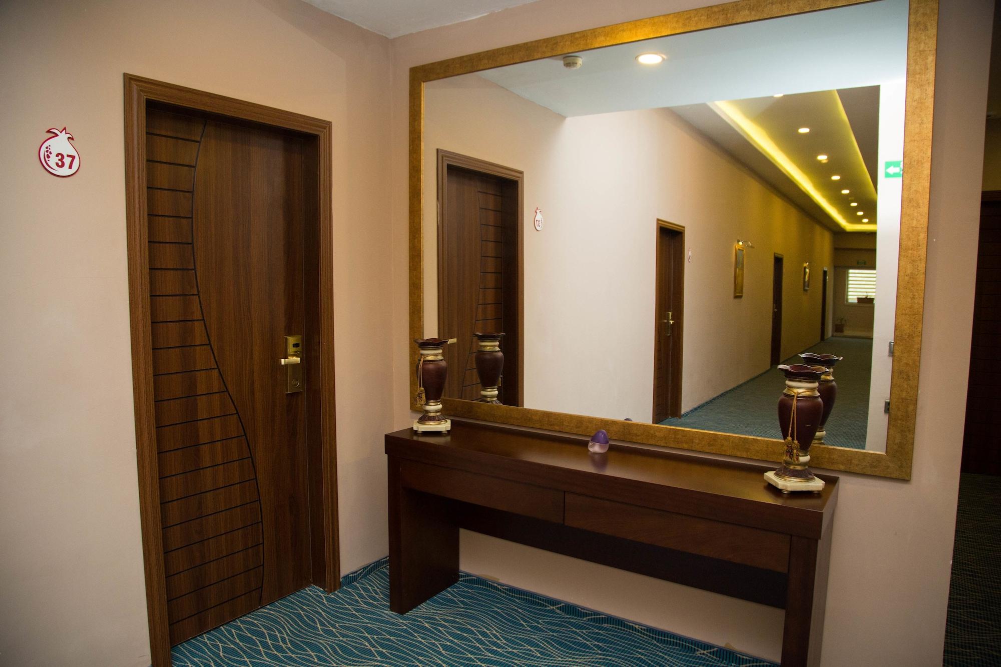 Ruma Port Hotel Baku Extérieur photo